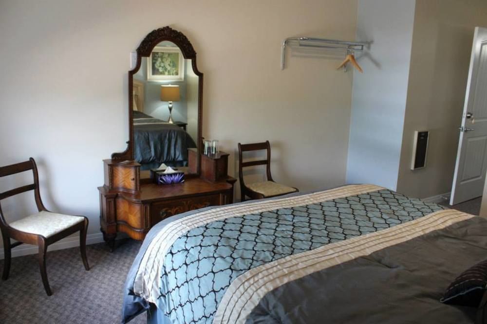 Honeycomb Bed & Breakfast Onanole Exterior foto